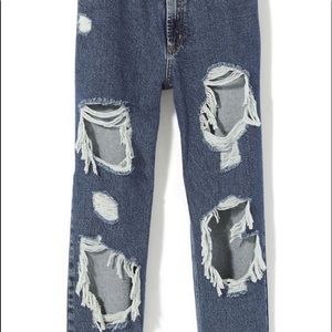 urban outfitters bdg destroyed mom jeans